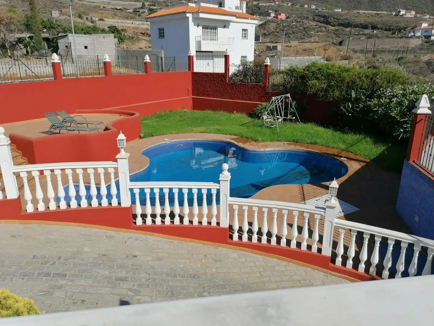 Swimming pool of Houses for sale in Candelaria  with Private garden, Parquet flooring and Terrace