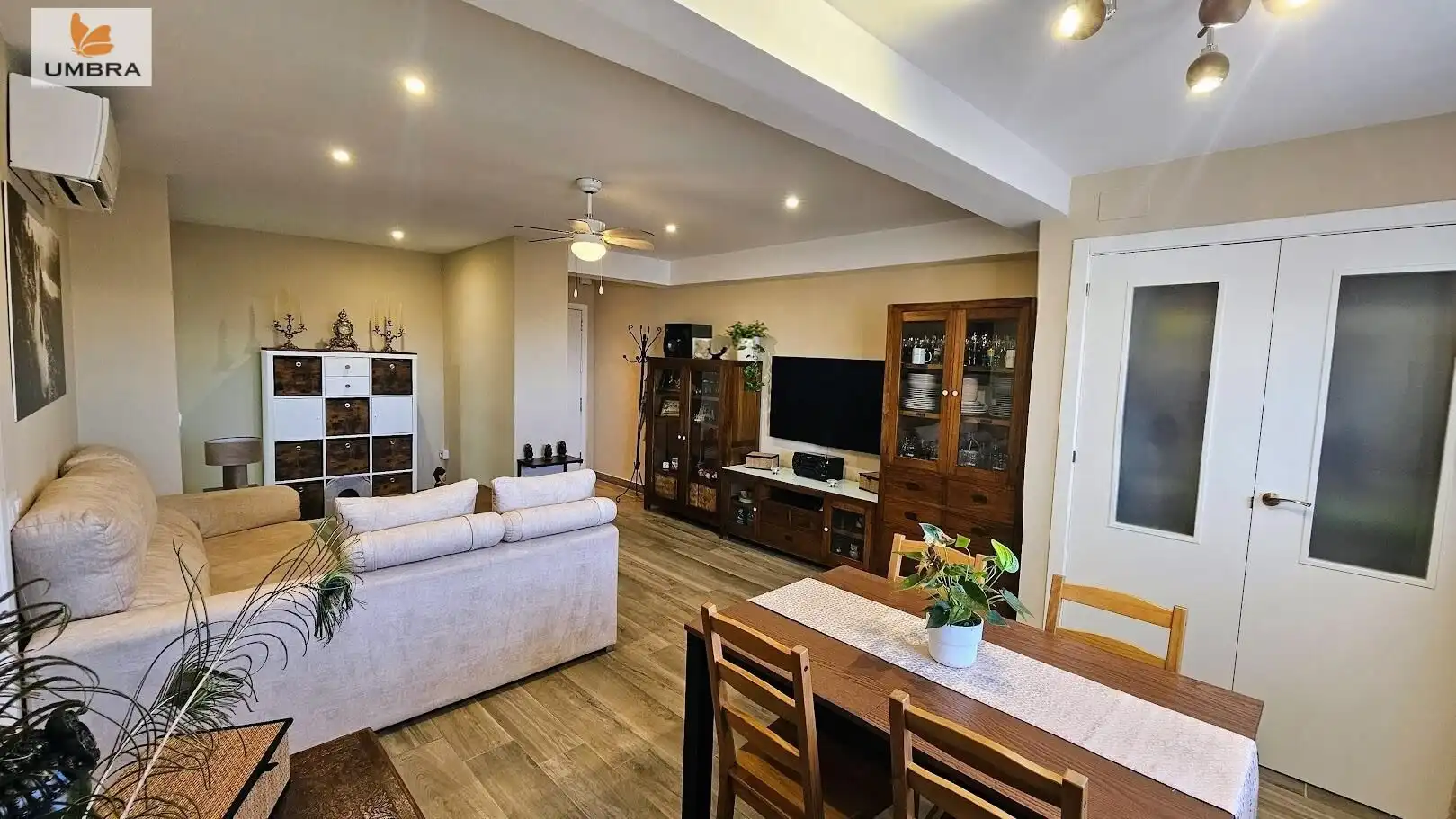 Living room of Flat for sale in Jerez de la Frontera  with Air Conditioner, Heating and Terrace