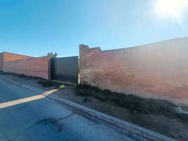 Terreny residencial en venda a Avinguda del Canal 30