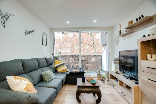 Piso en Venta en La Verneda i la Pau