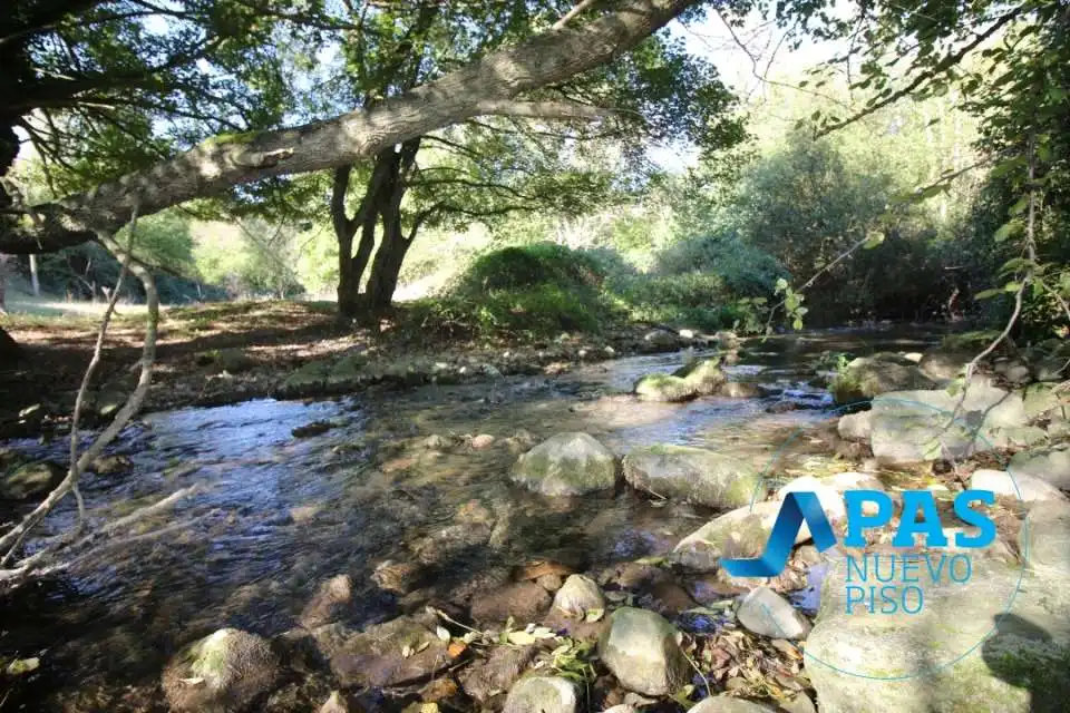 Vista exterior de Casa o chalet en venta en Santiurde de Reinosa con Jardín privado