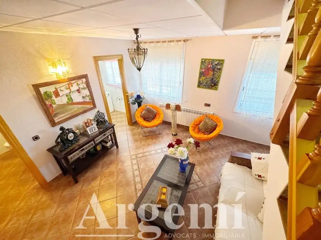 Sala d'estar de Casa o xalet en venda en Lliçà d'Amunt amb Aire condicionat, Calefacció i Jardí privat
