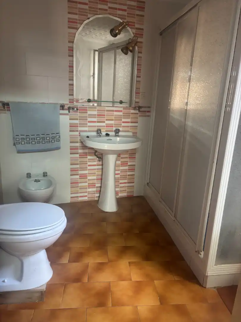 Bathroom of Houses for sale in Cabra  with Terrace and Furnished