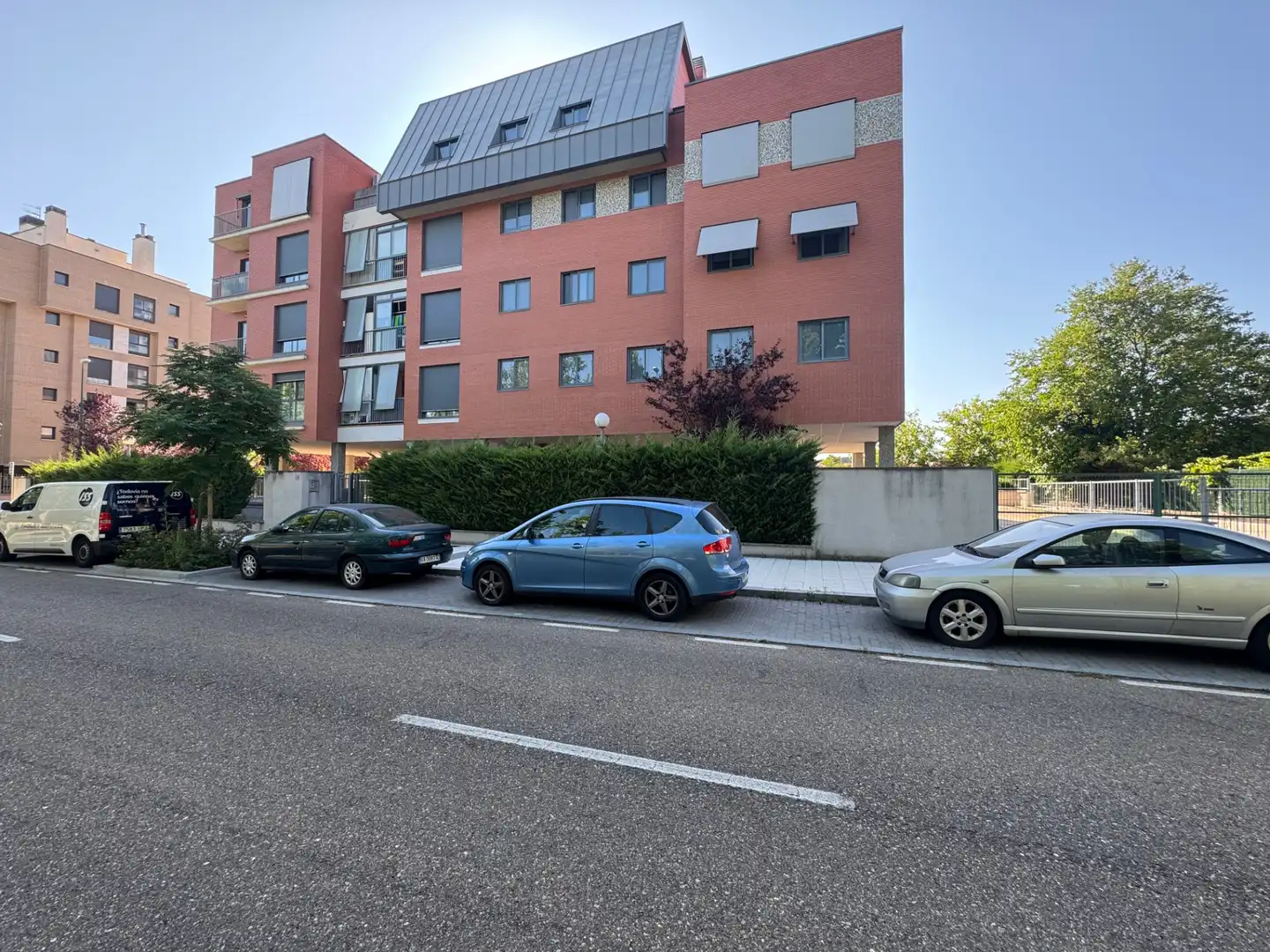 Aparcament amb ascensor en venda a Calle Arribes del Duero 14, imagen 2