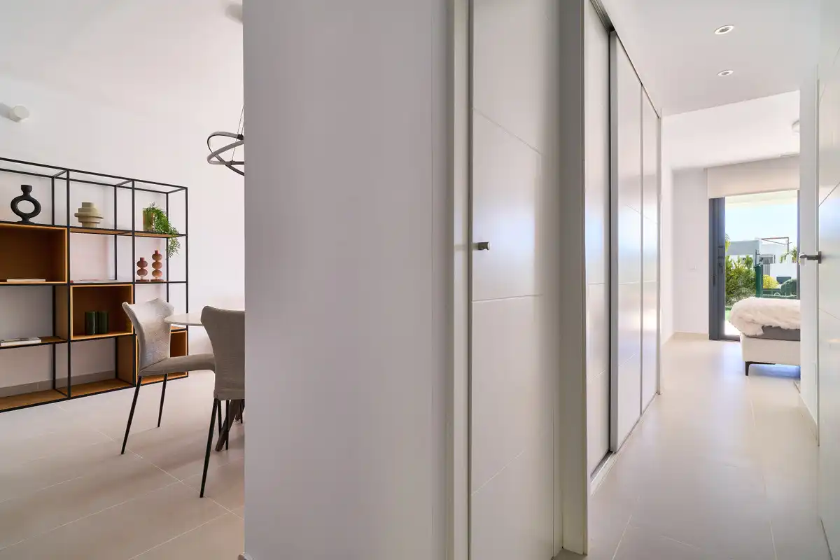 Planta baixa en venda en Estepona amb Aire condicionat, Jardí privat i Terrassa