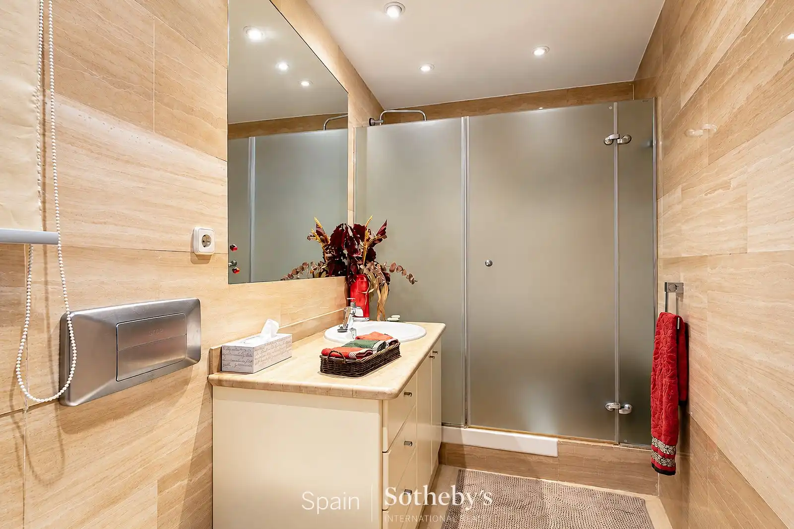 Dúplex con piscina en venta en Les Botigues de Sitges, imagen 28