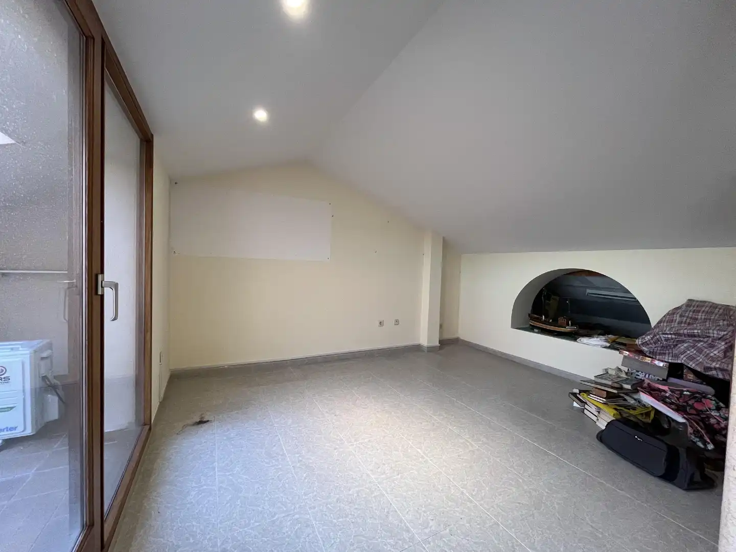 Dúplex en venta en Cassà de la Selva con Aire acondicionado, Calefacción y Terraza