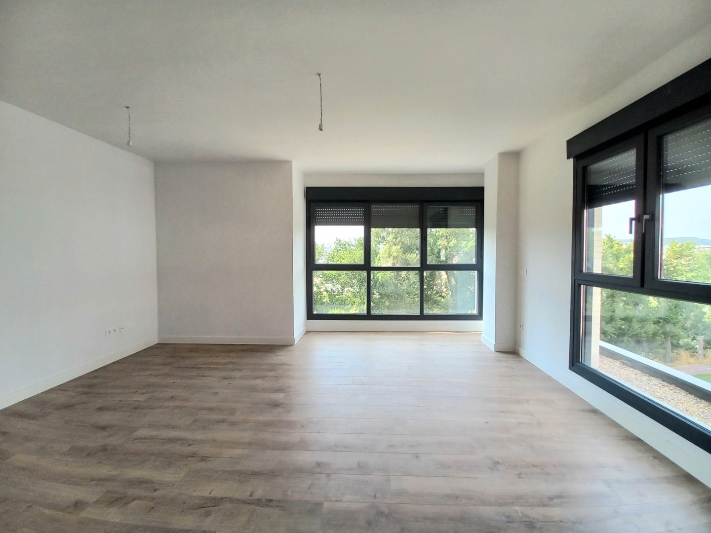 Sala d'estar de Pis en venda en Burgos Capital amb Calefacció, Terrassa i Traster