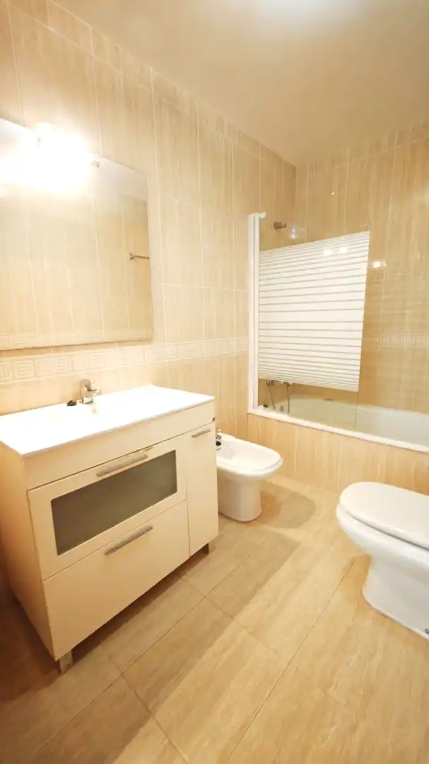 Bathroom of Attic for sale in Roquetas de Mar  with Air Conditioner, Terrace and Furnished