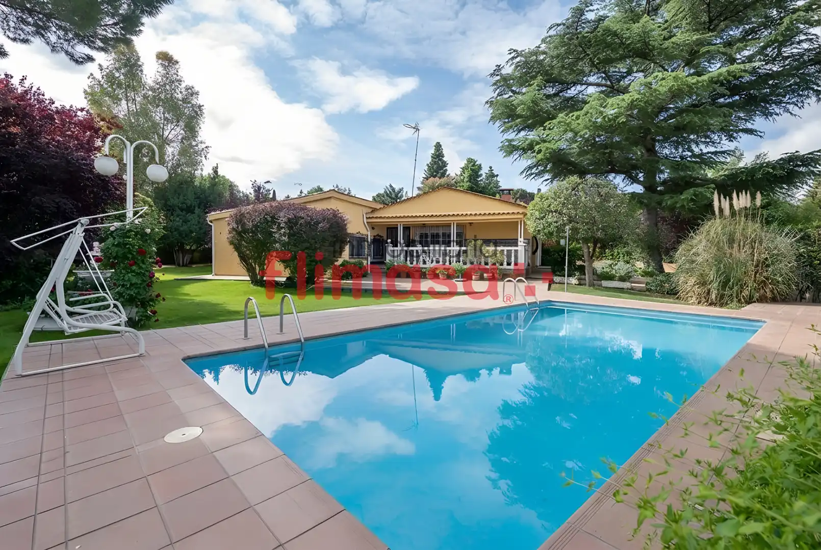 Vista exterior de Casa o chalet en venta en Villaviciosa de Odón con Aire acondicionado, Calefacción y Jardín privado