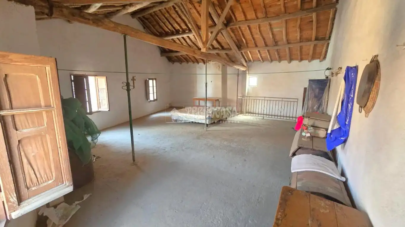 Country homes for sale in La Nava de Ricomalillo  with Air Conditioner and Private garden