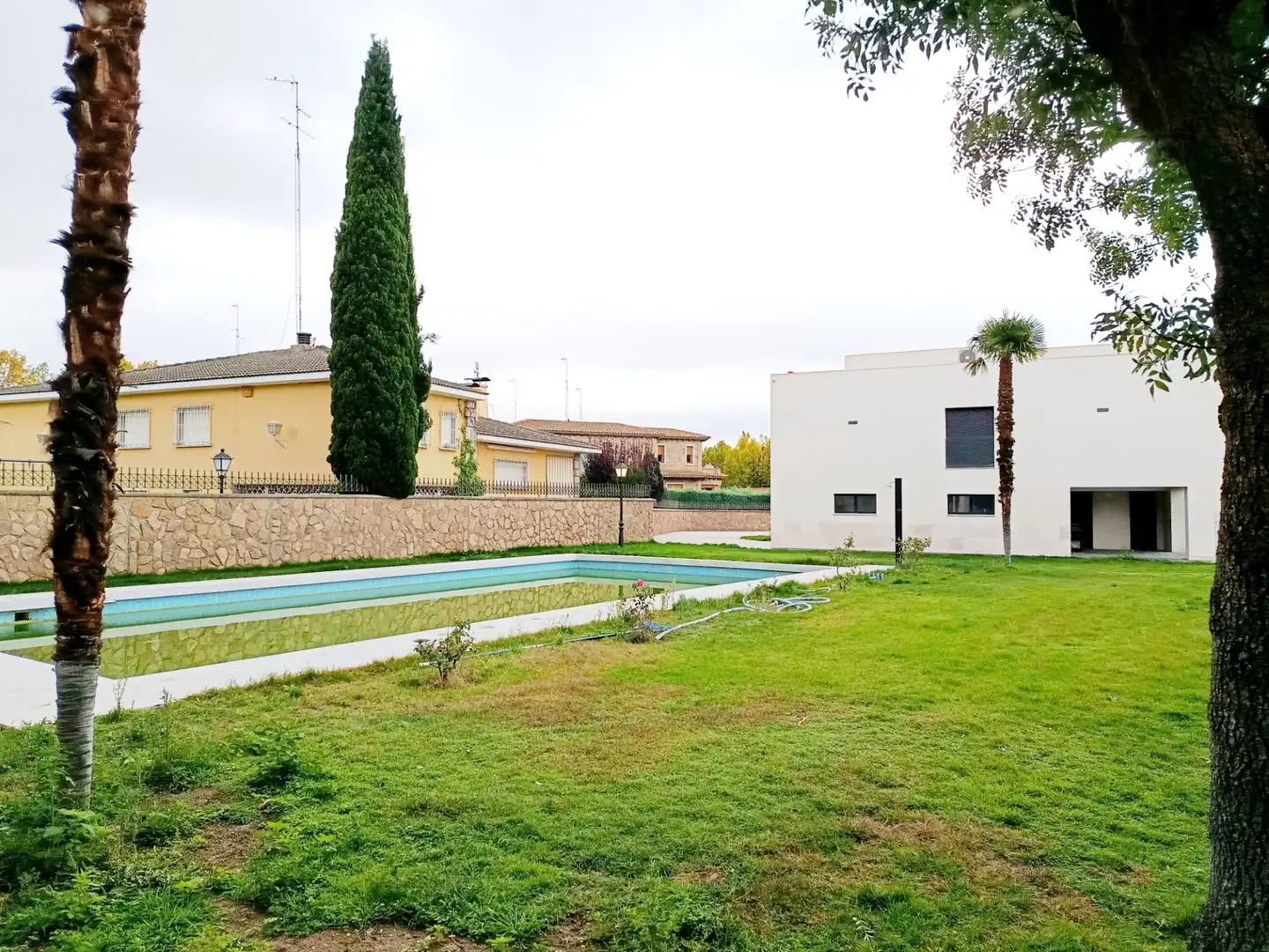 Piscina de Casa o chalet en venta en Villamayor con Calefacción, Jardín privado y Terraza