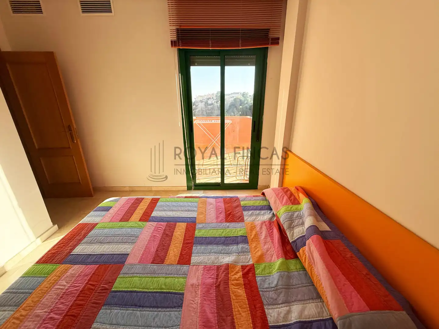 Bedroom of Attic for sale in Fuengirola  with Air Conditioner, Heating and Terrace