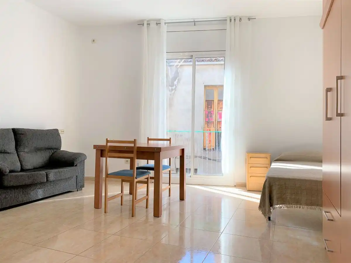 Wohnung zur Miete in Barri del Centre