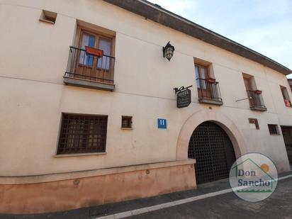 Vista exterior de Casa adosada en venda en Simancas amb Calefacció