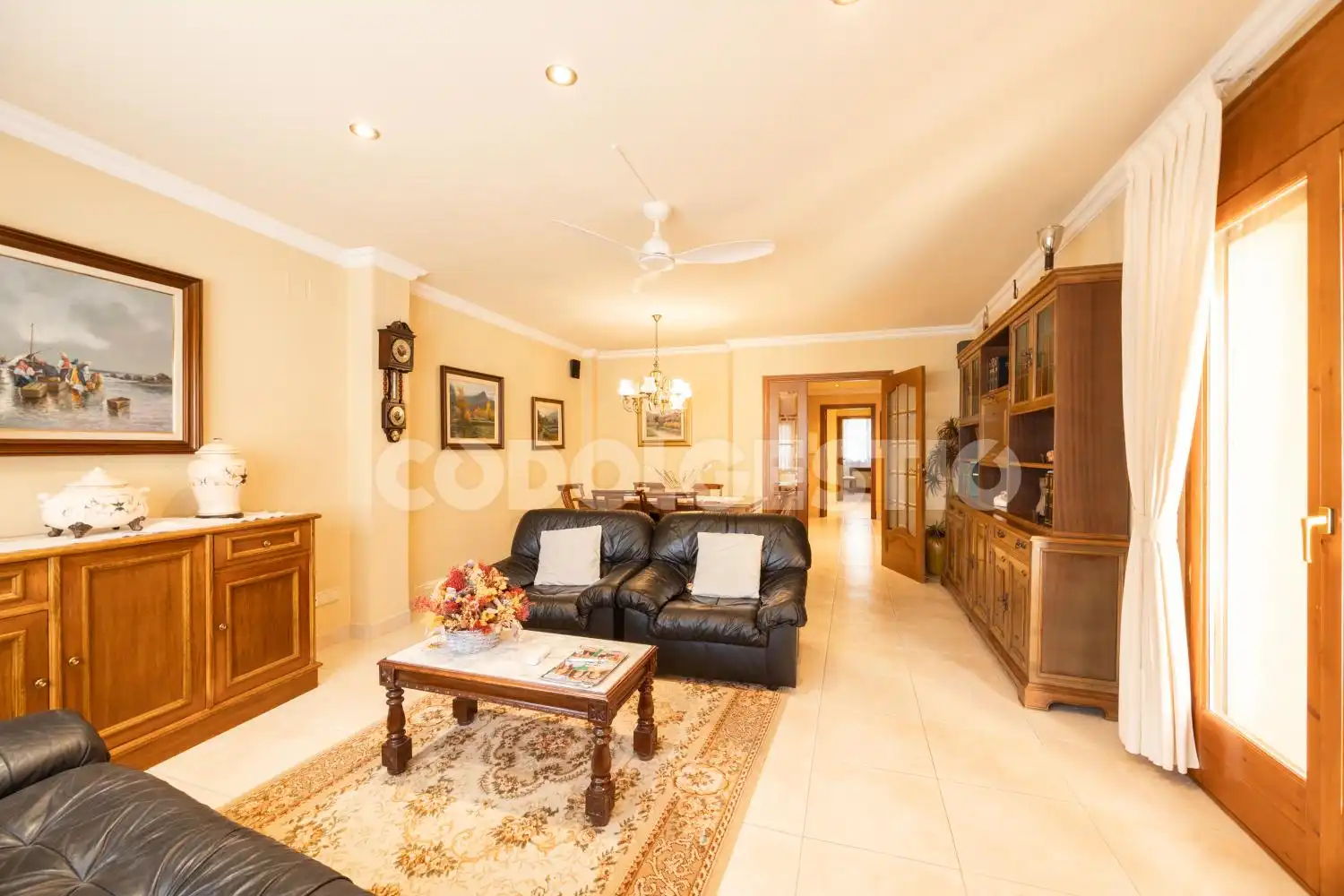 Living room of Flat for sale in Torelló, Barcelona