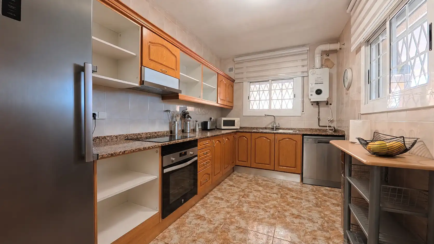 Cocina de Casa o chalet en venta en Cunit con Aire acondicionado, Calefacción y Jardín privado
