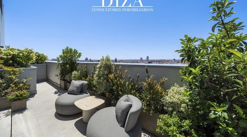 Foto 4 de Dúplex en venta en De Santa Engracia, Almagro, Madrid Capital