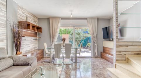 Foto 5 de Casa adosada en venta en Carrer Ter, Poble Nou - Olivar Gran, Figueres