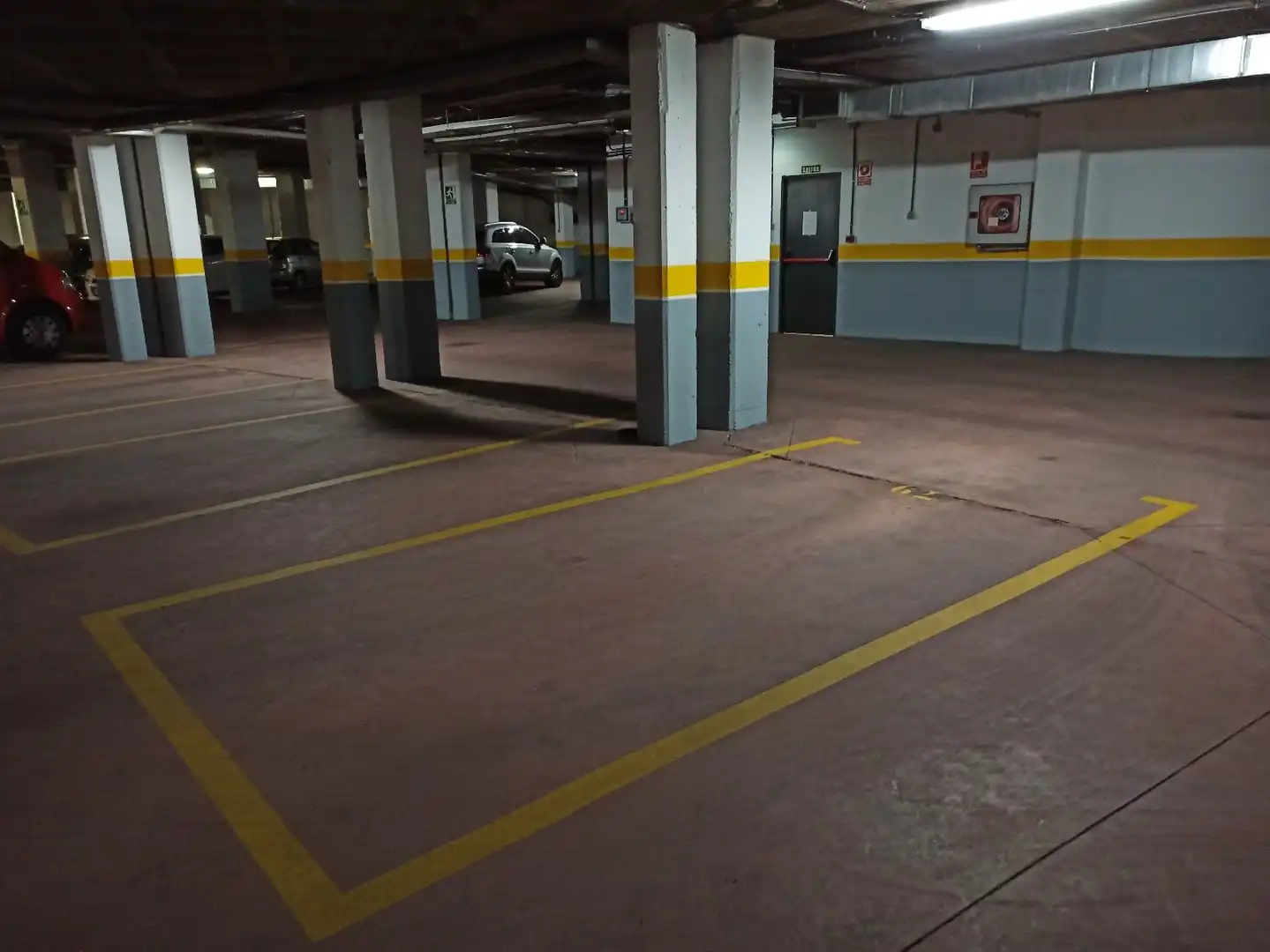 Parking of Office for sale in León Capital   with Heating