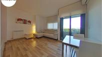Living room of Flat for sale in Terrassa  with Air Conditioner, Heating and Parquet flooring