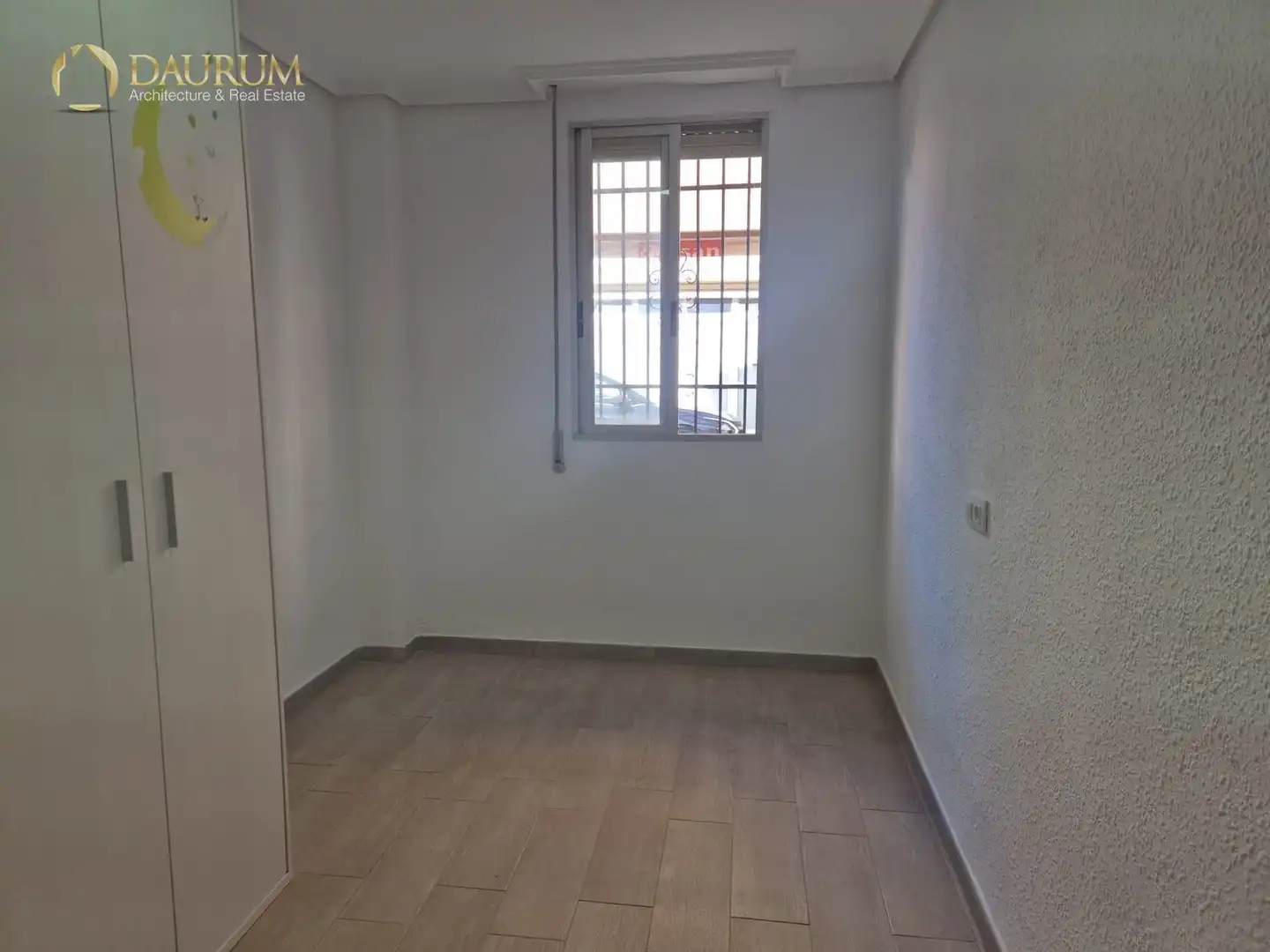 Dormitori de Casa adosada en venda en Aldaia amb Terrassa i Traster