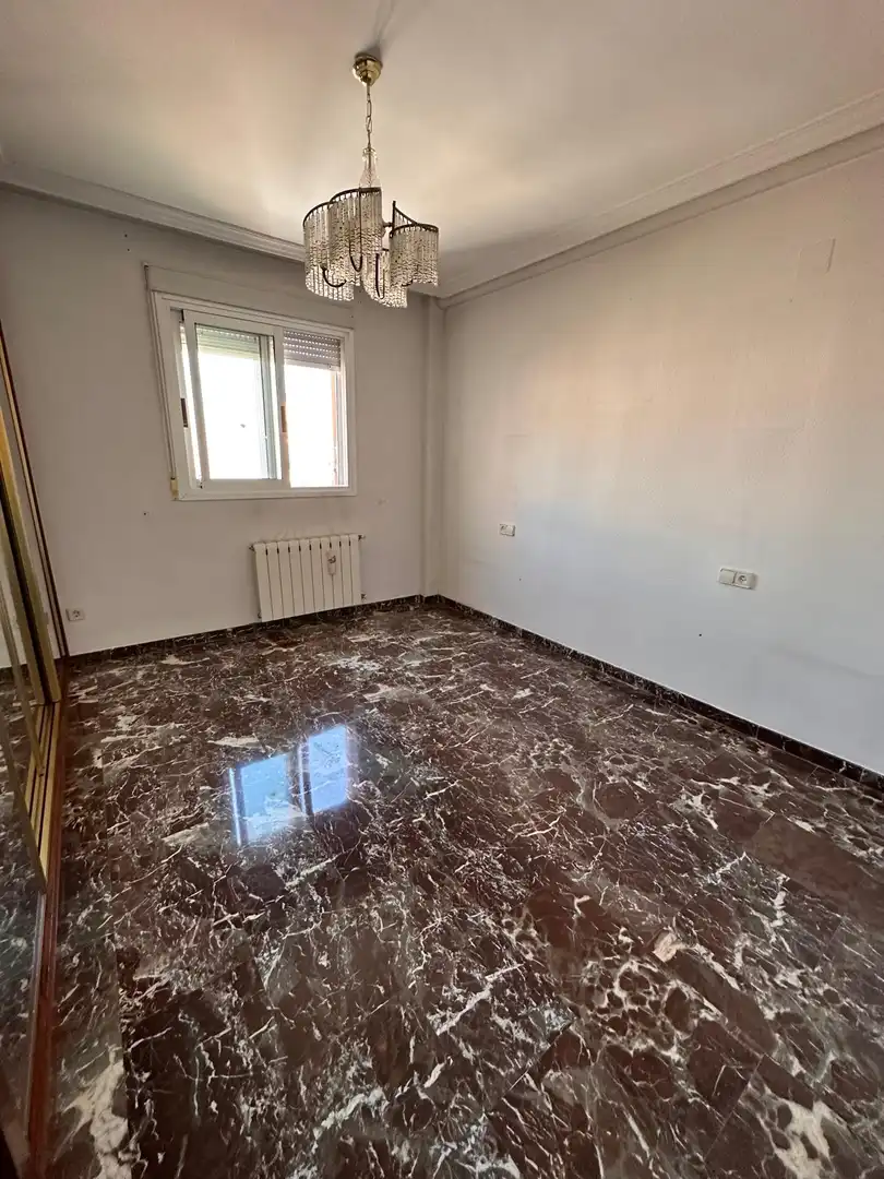 Dormitori de Dúplex en venda en Jaén amb Aire condicionat, Terrassa i Balcó