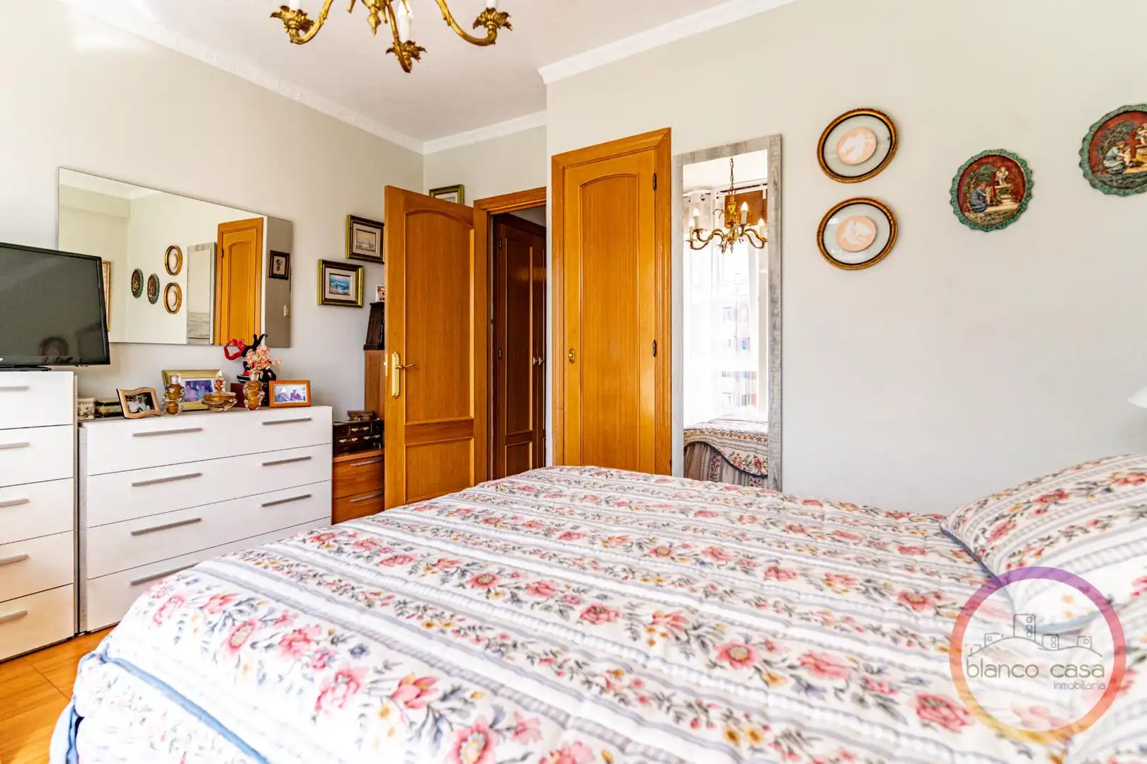 Habitación de Piso en venta en A Coruña Capital  con Calefacción y Trastero