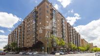 Exterior view of Flat for sale in  Madrid Capital  with Heating, Private garden and Storage room