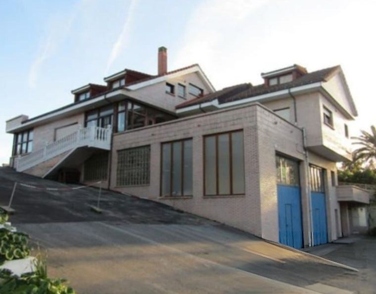 Vista exterior de Casa o xalet en venda en Santander amb Calefacció, Jardí privat i Terrassa