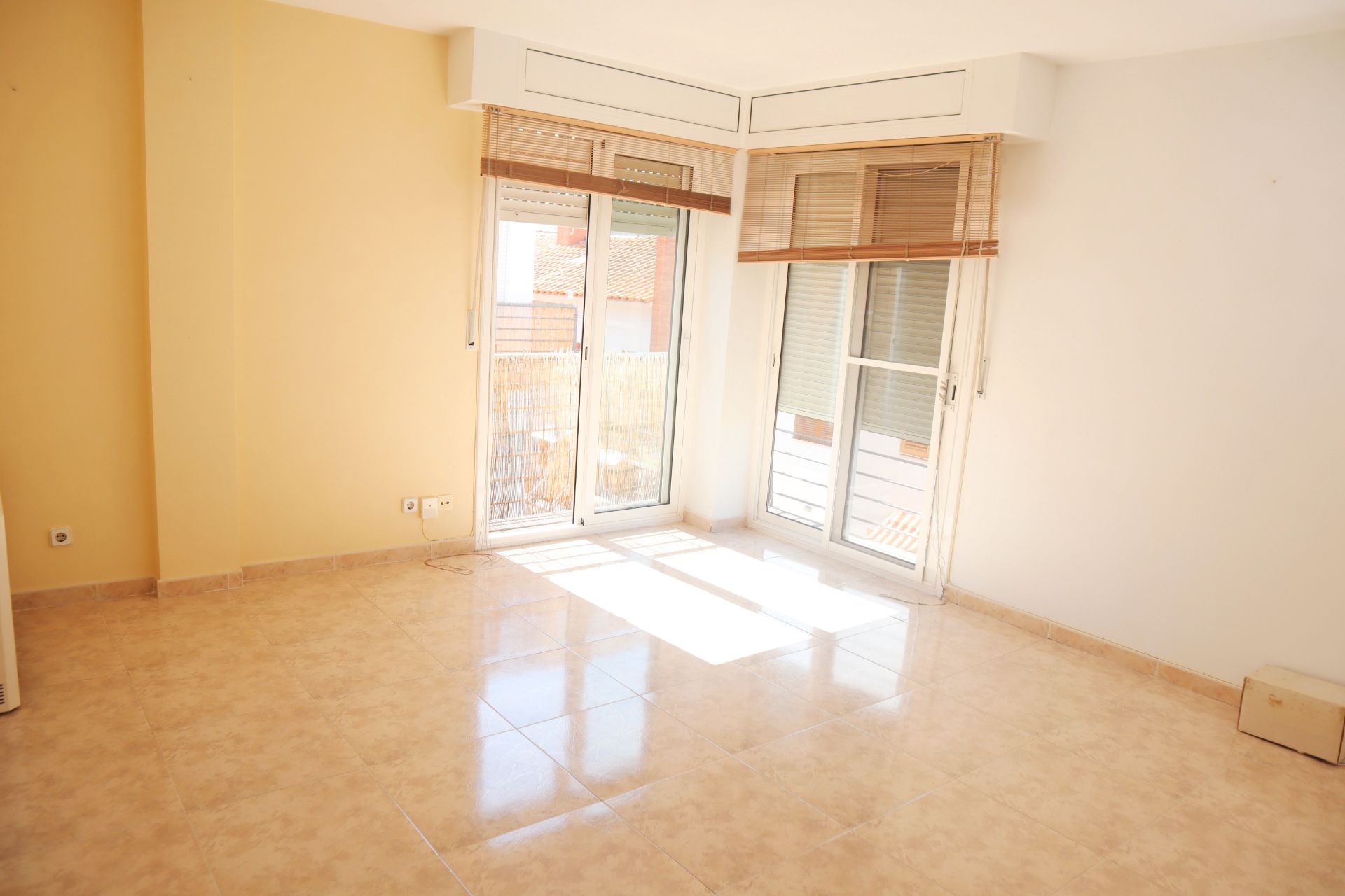 Bedroom of Attic for sale in Cerdanyola del Vallès  with Air Conditioner and Storage room