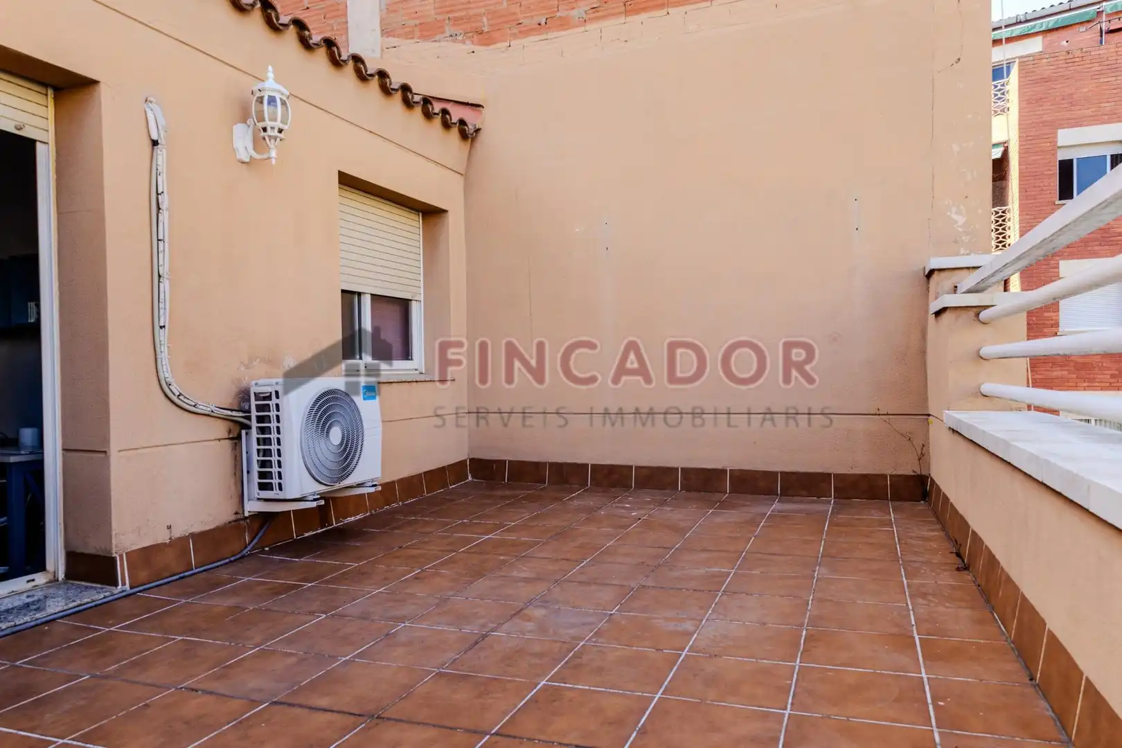 Detached homes for sale in Carrer de Gravina, Llefià