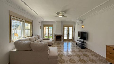 Foto 4 de Casa o chalet de alquiler en La Zenia, Orihuela