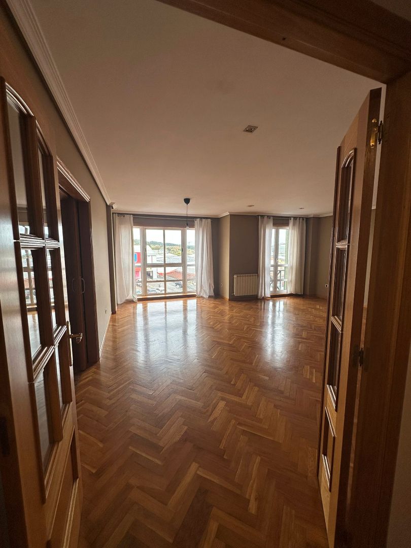 Sala de estar de Piso de alquiler en Arteixo con Calefacción, Parquet y Horno