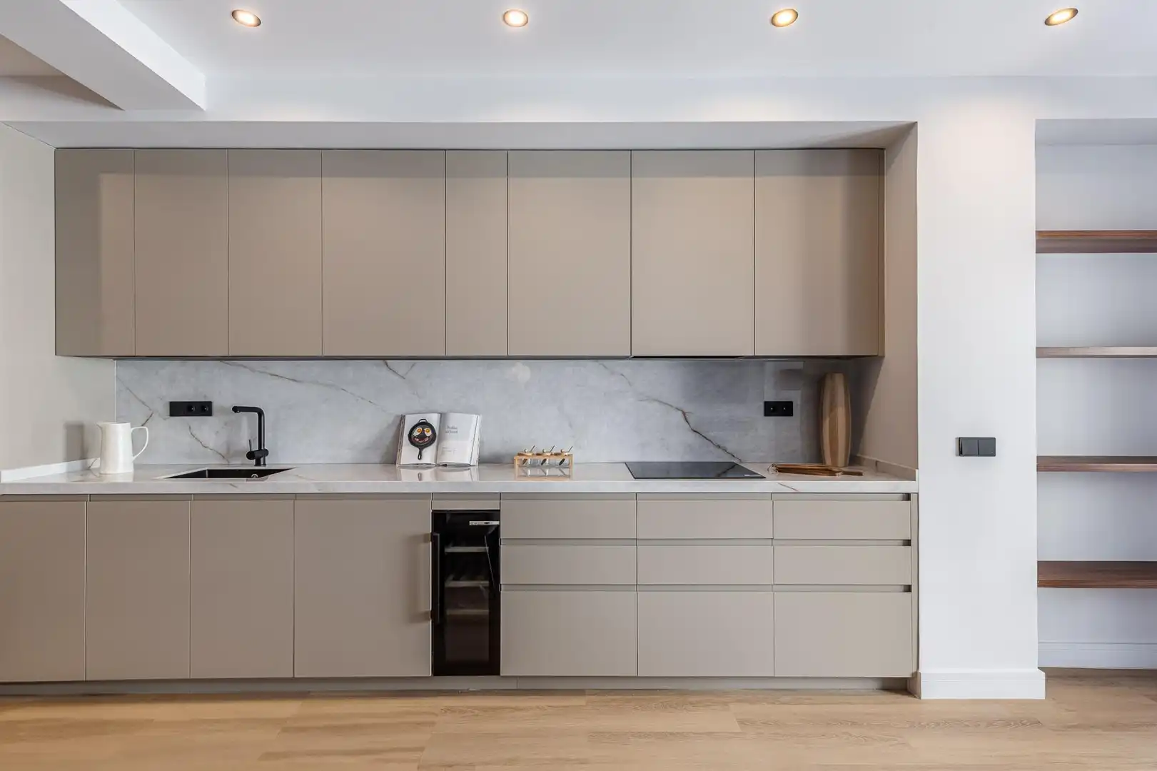 Kitchen of Apartments for sale in Madrid  with Terrace