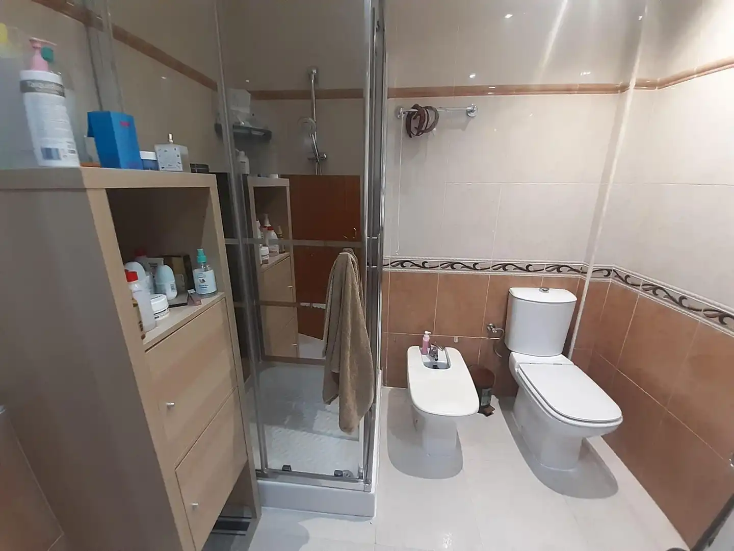 Bany de Casa o xalet en venda en Sevilla amb Aire condicionat
