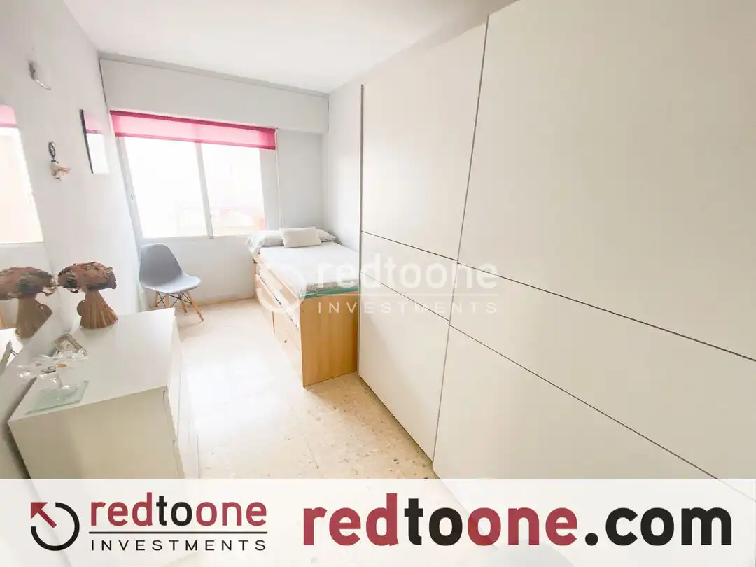 Bedroom of Flat for sale in Campello Playa