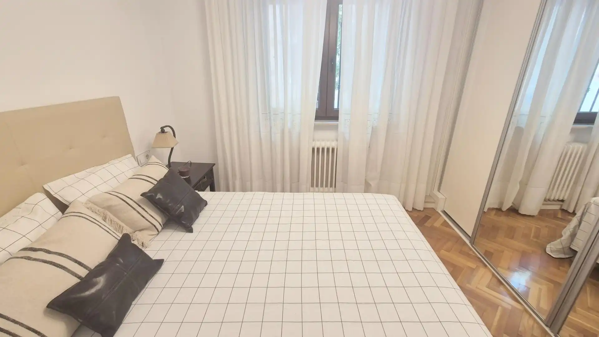 Habitación de Piso de alquiler en Salamanca con Calefacción, Parquet y Amueblado