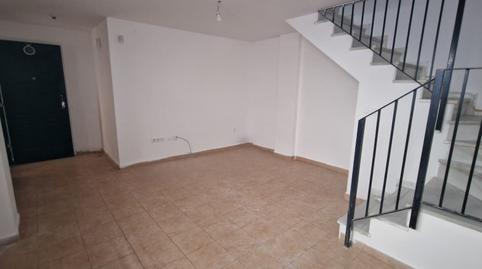 Foto 2 de Edifici en venda a Calle Turia, San Pedro - Gabriel Miró - María Guerrero, La Línea de la Concepción