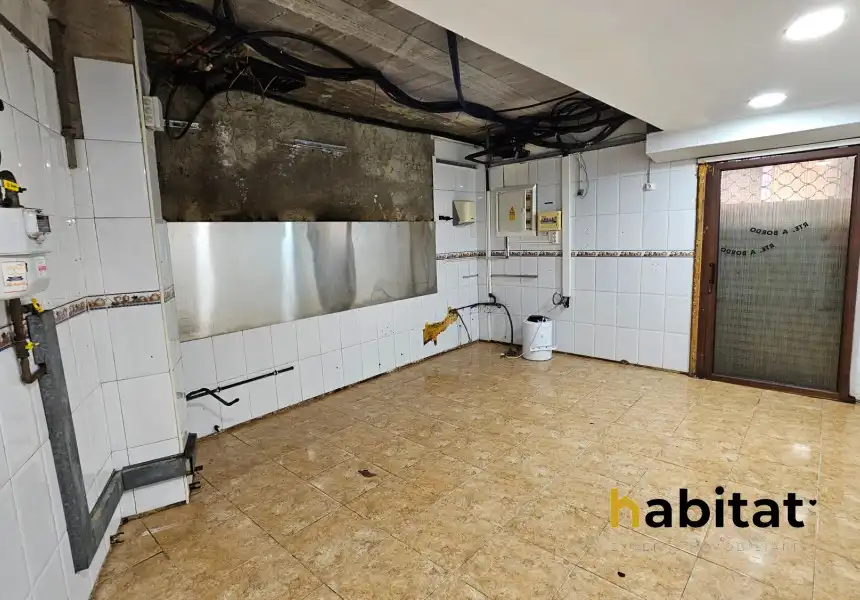 Gewerbefläche zum Verkauf in Carrer de Sant Pere 21, imagen 13