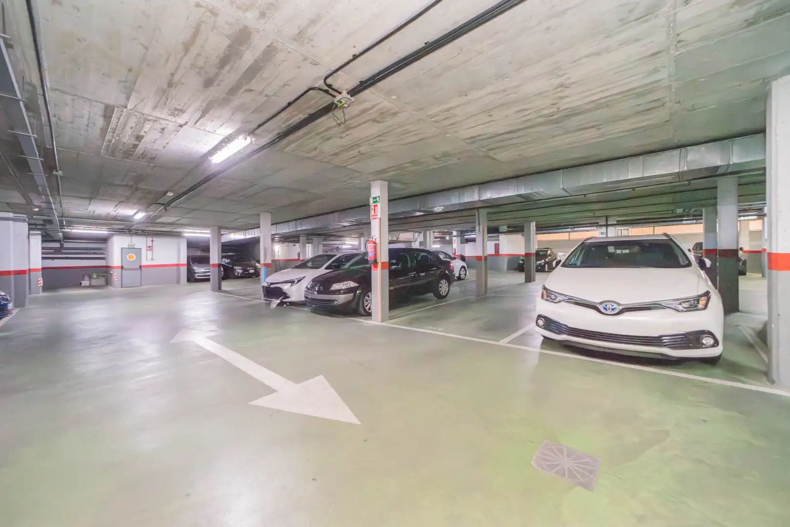 Parking of Flat for sale in Sur - PAU 4
