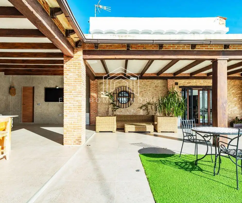 Terrace of Houses for sale in Useras /  Les Useres  with Air Conditioner, Private garden and Terrace