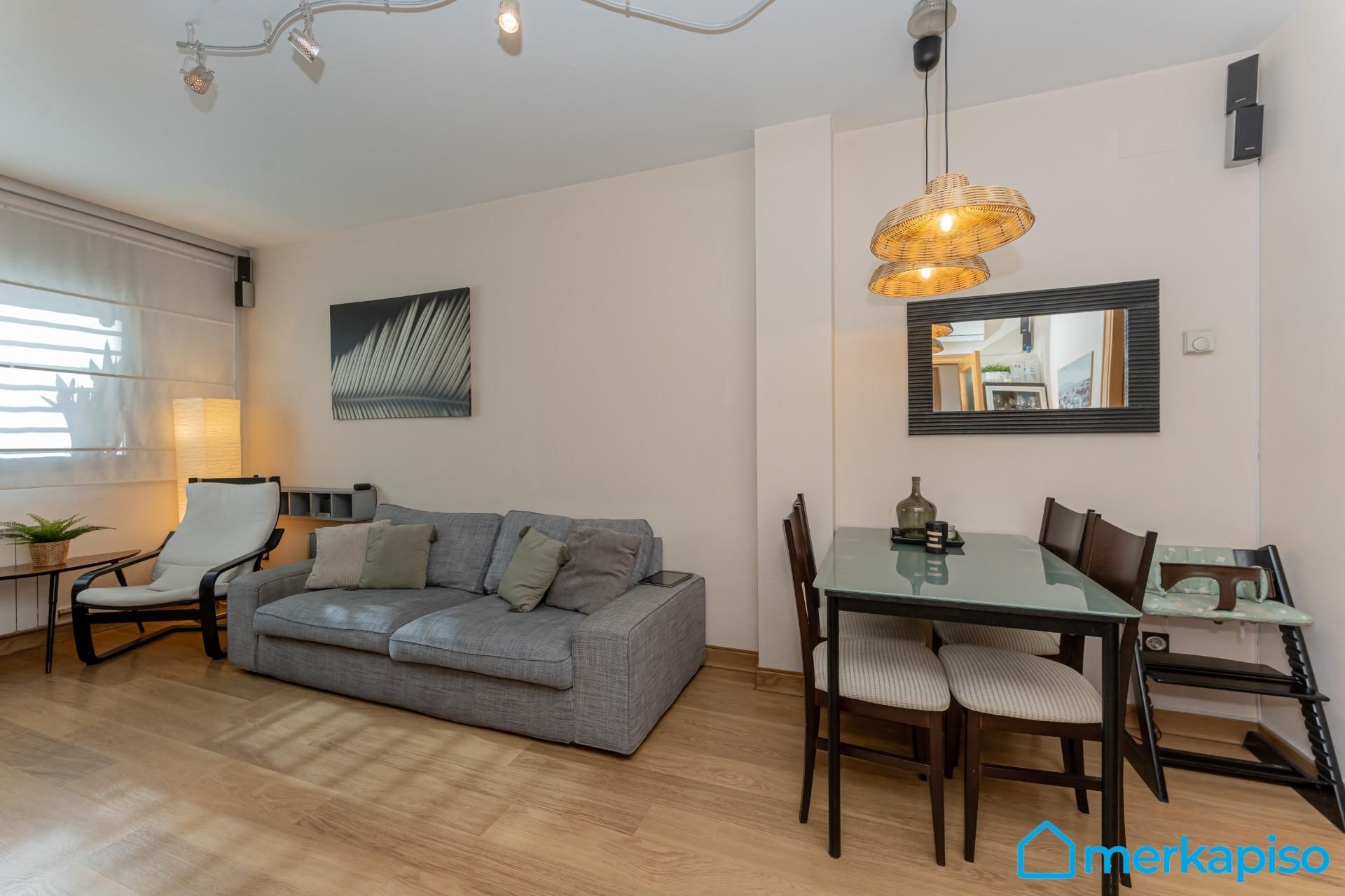 Living room of Flat for sale in Viladecans  with Air Conditioner, Heating and Storage room