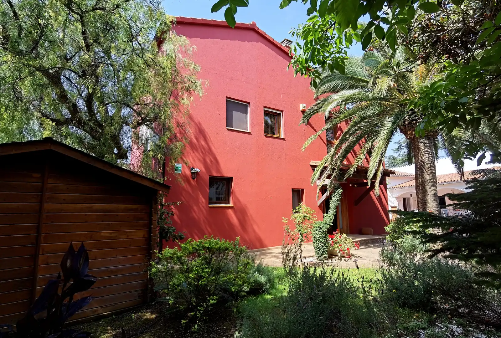 Vista exterior de Casa o chalet en venta en Empuriabrava con Aire acondicionado, Calefacción y Jardín privado