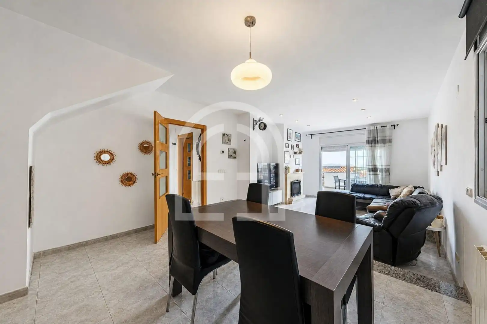 Comedor de Casa o chalet en venta en Sant Fost de Campsentelles con Calefacción, Jardín privado y Terraza