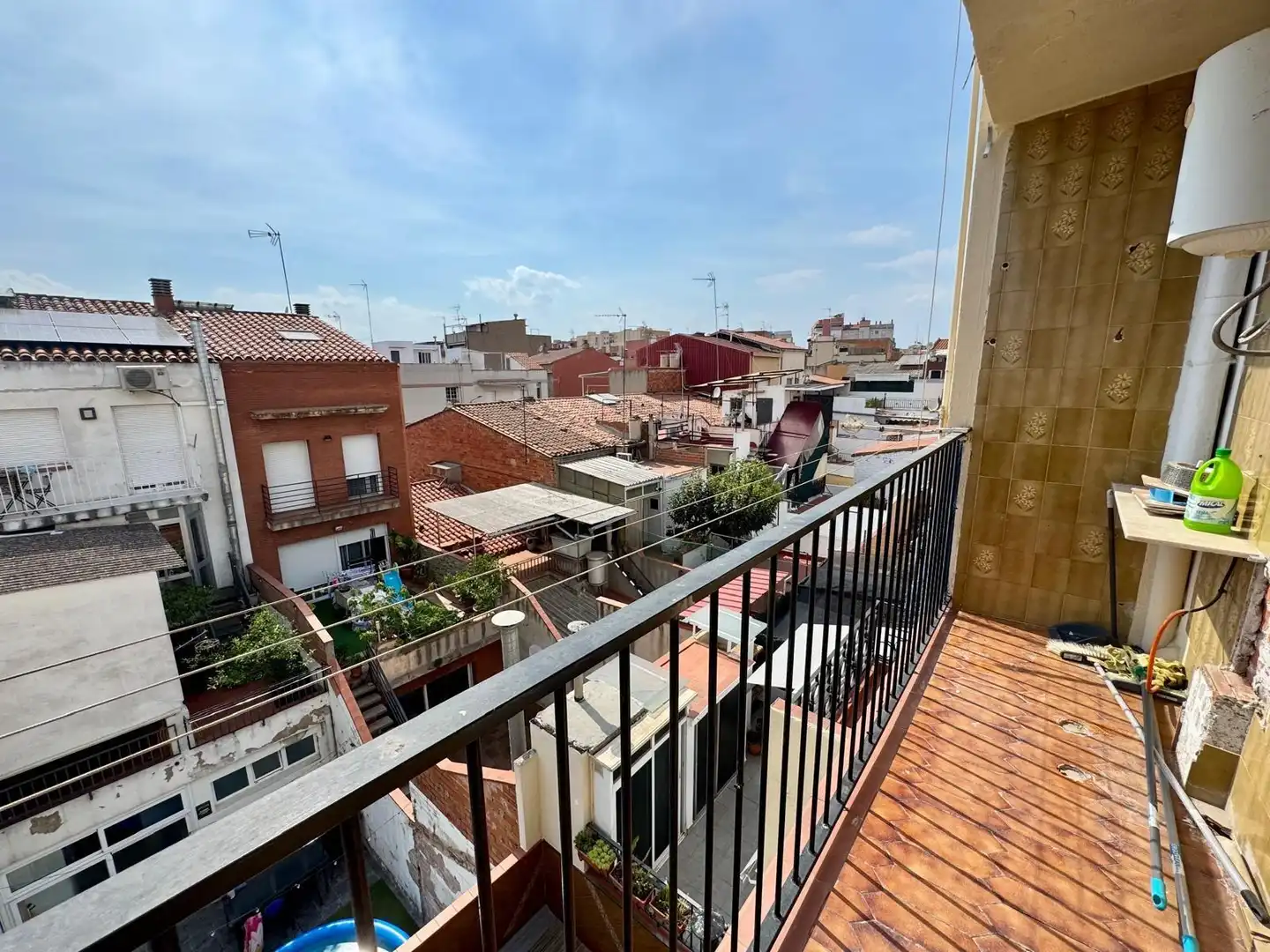 Vista exterior de Piso en venta en Sabadell