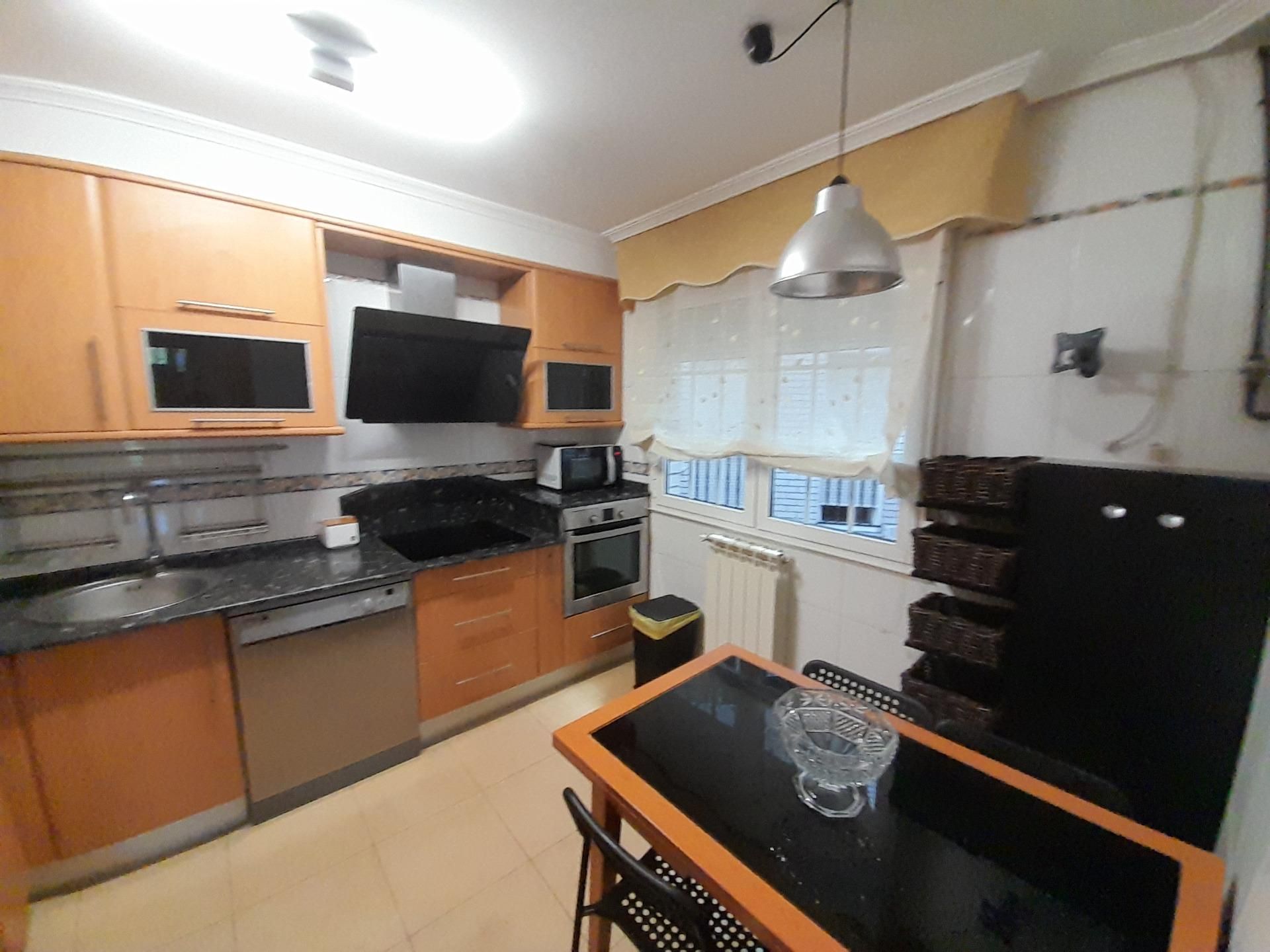 Kitchen of Flat to rent in Ponferrada  with Heating, Terrace and Balcony