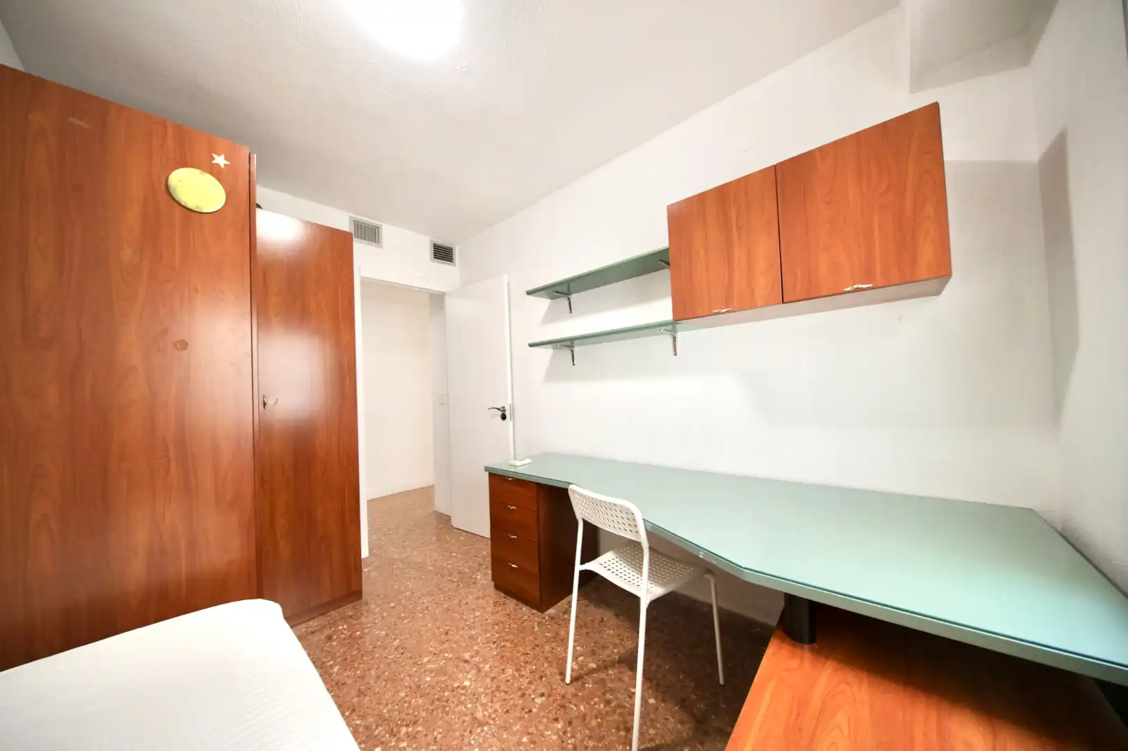 Bedroom of Flat for sale in Manises  with Air Conditioner, Terrace and Balcony