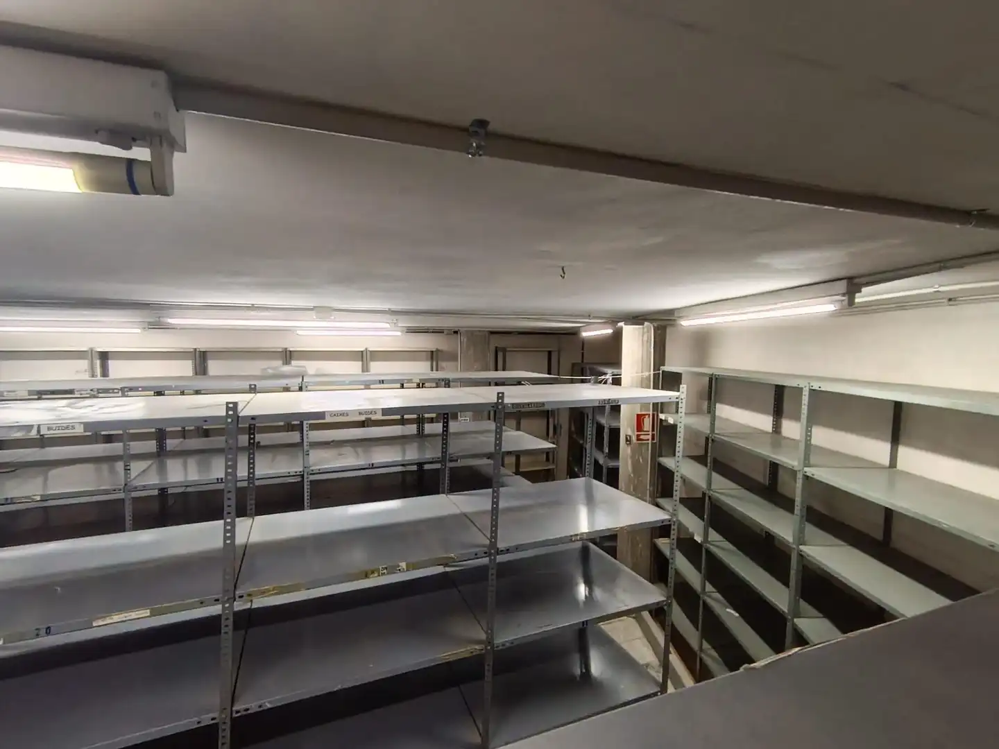 Local comercial de lloguer a Centre - Sant Oleguer, imagen 23