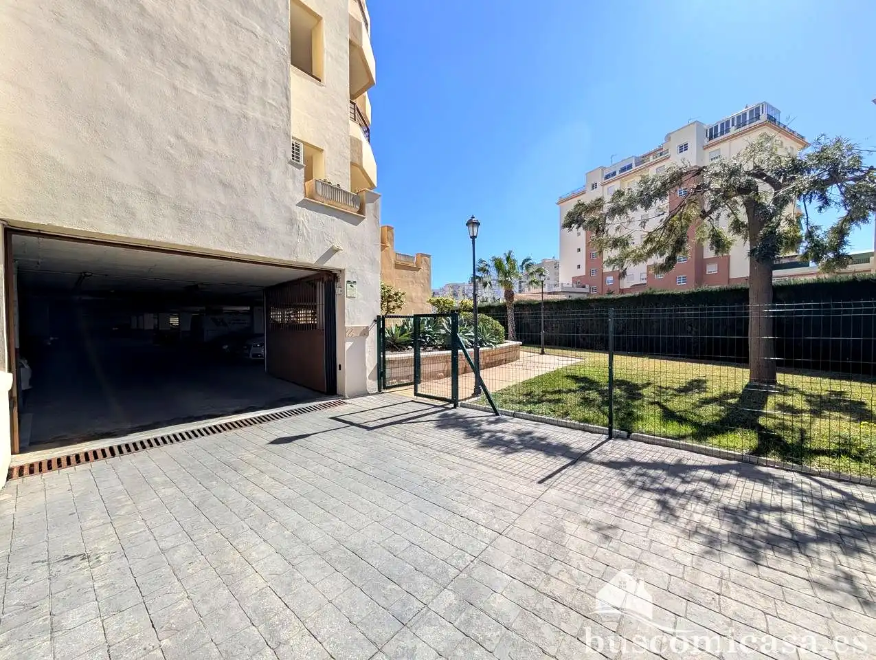Vista exterior de Planta baja en venta en Algarrobo con Jardín privado, Terraza y Amueblado